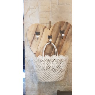 White beach basket