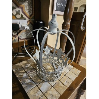 Off-White Grey Metallic Decor Crown Vintage Style